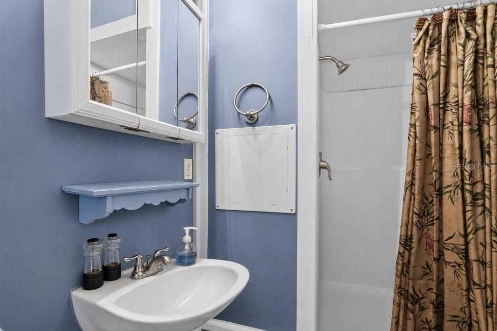 772 38th Avenue S, Saint Petersburg, FL 33705 Photo