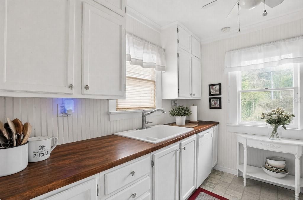 772 38th Avenue S, Saint Petersburg, FL 33705 Photo