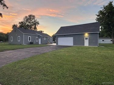 31 Elmwood Avenue, Batavia, NY 14020