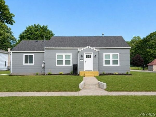 31 Elmwood Avenue , Batavia, NY 14020