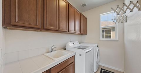 6679 Quantum Drive, Sparks, NV 89436 Photo