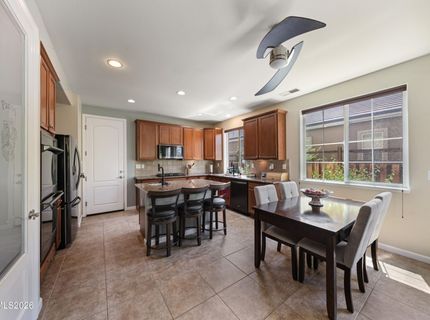 6679 Quantum Drive, Sparks, NV 89436 Photo