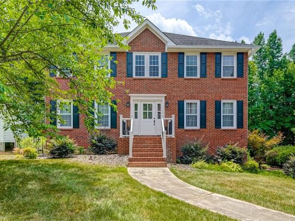 4104 Benton Creek Drive , Winston-Salem, NC 27106
