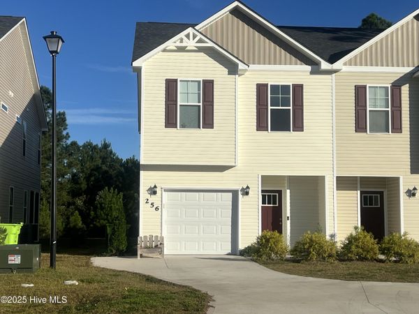 256 Currituck Drive , Holly Ridge, NC 28445