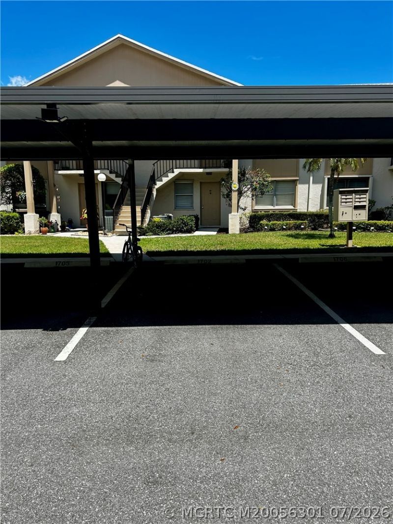 3111 SE Aster Lane, Unit 1702, Stuart, FL 34994 Photo