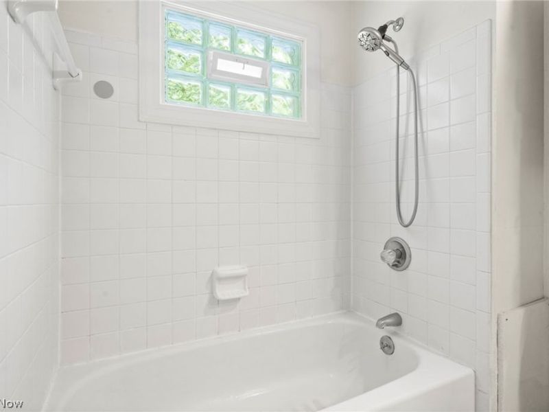 8884 Lake In The Woods Trail, Chagrin Falls, OH 44023 Photo 32