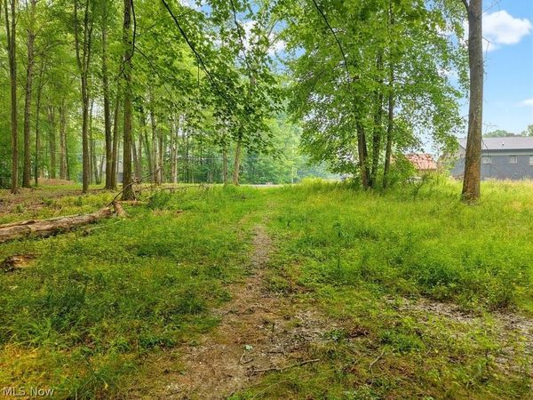 121 Lakeview Street, Lake Milton, OH 44429