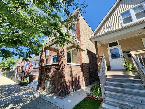 5042 W Superior Street , Chicago, IL 60644