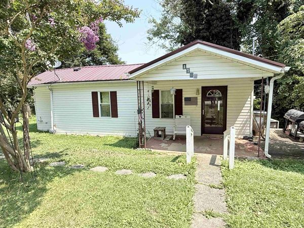 1157 Hash Ridge Road, Barboursville, WV 25504
