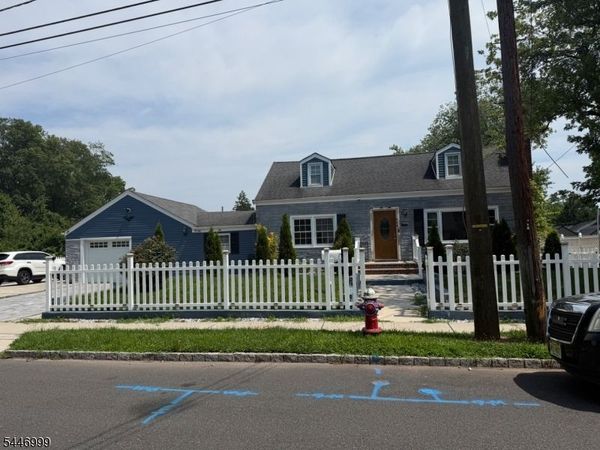 449 Rushmore Ave, Piscataway, NJ 08854