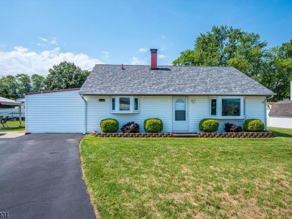 37 Kate Ter, Piscataway, NJ 08854