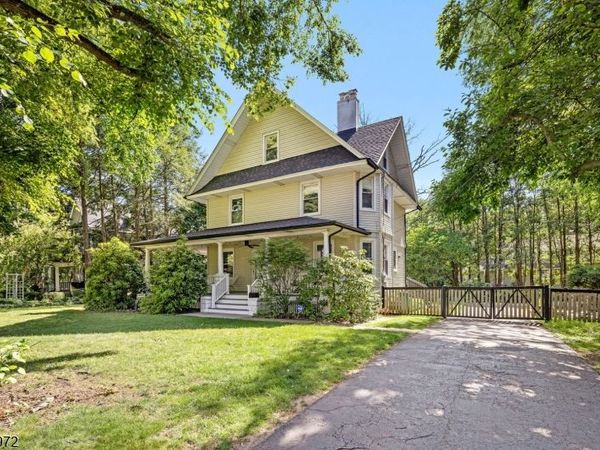 42 Forest Rd, Glen Rock, NJ 07452
