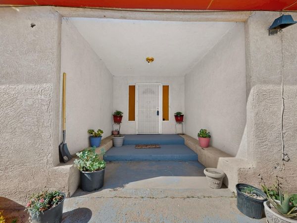 224 Margarets Lane , Bernalillo, NM 87004