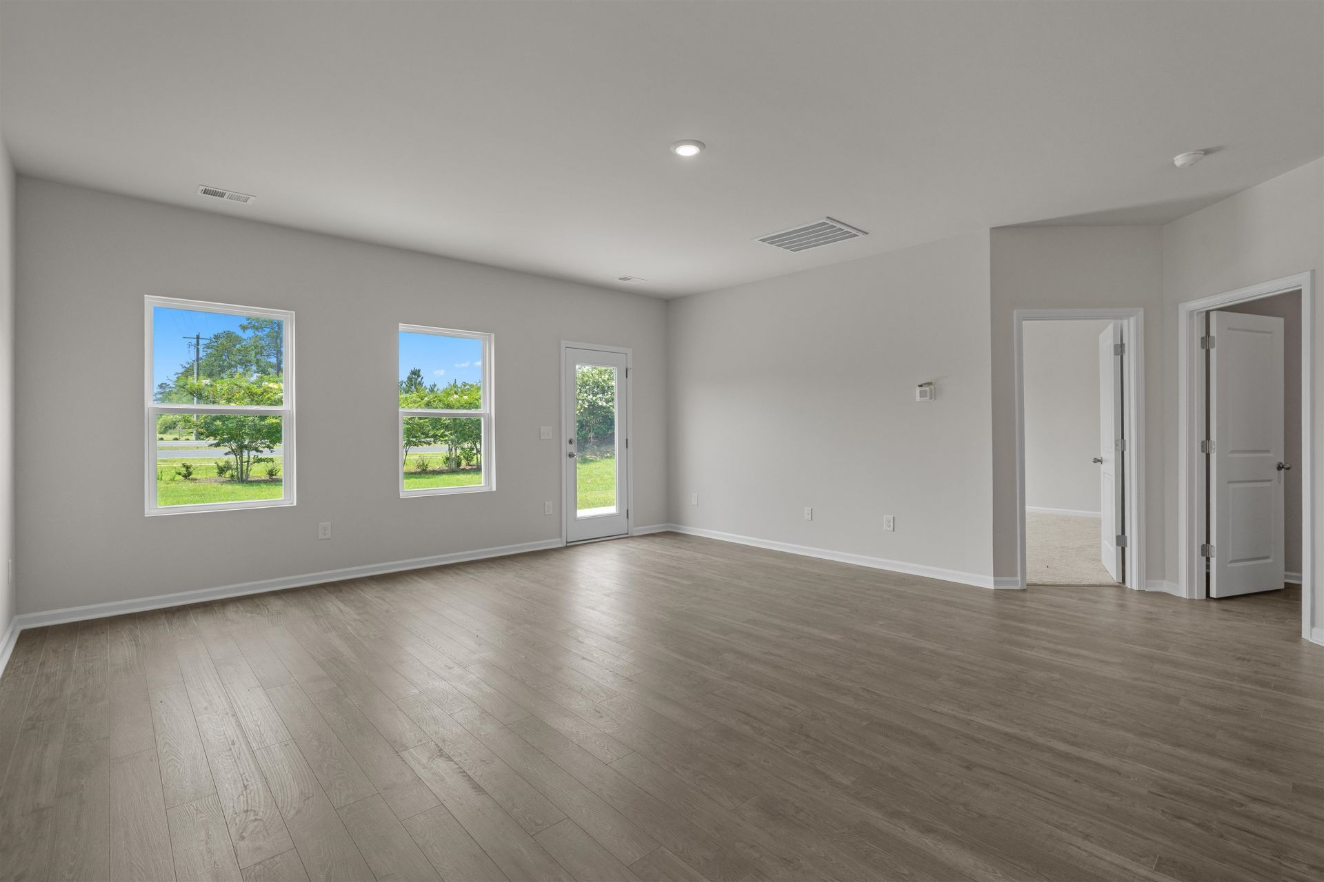 3009 Spain Ln. Photo 10