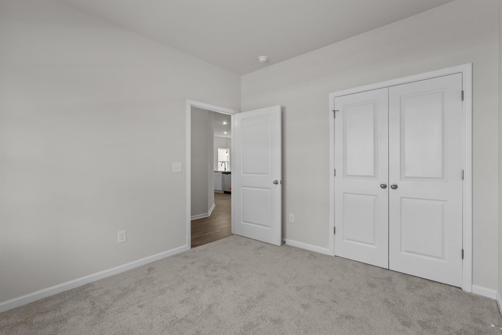 3009 Spain Ln. Photo 32