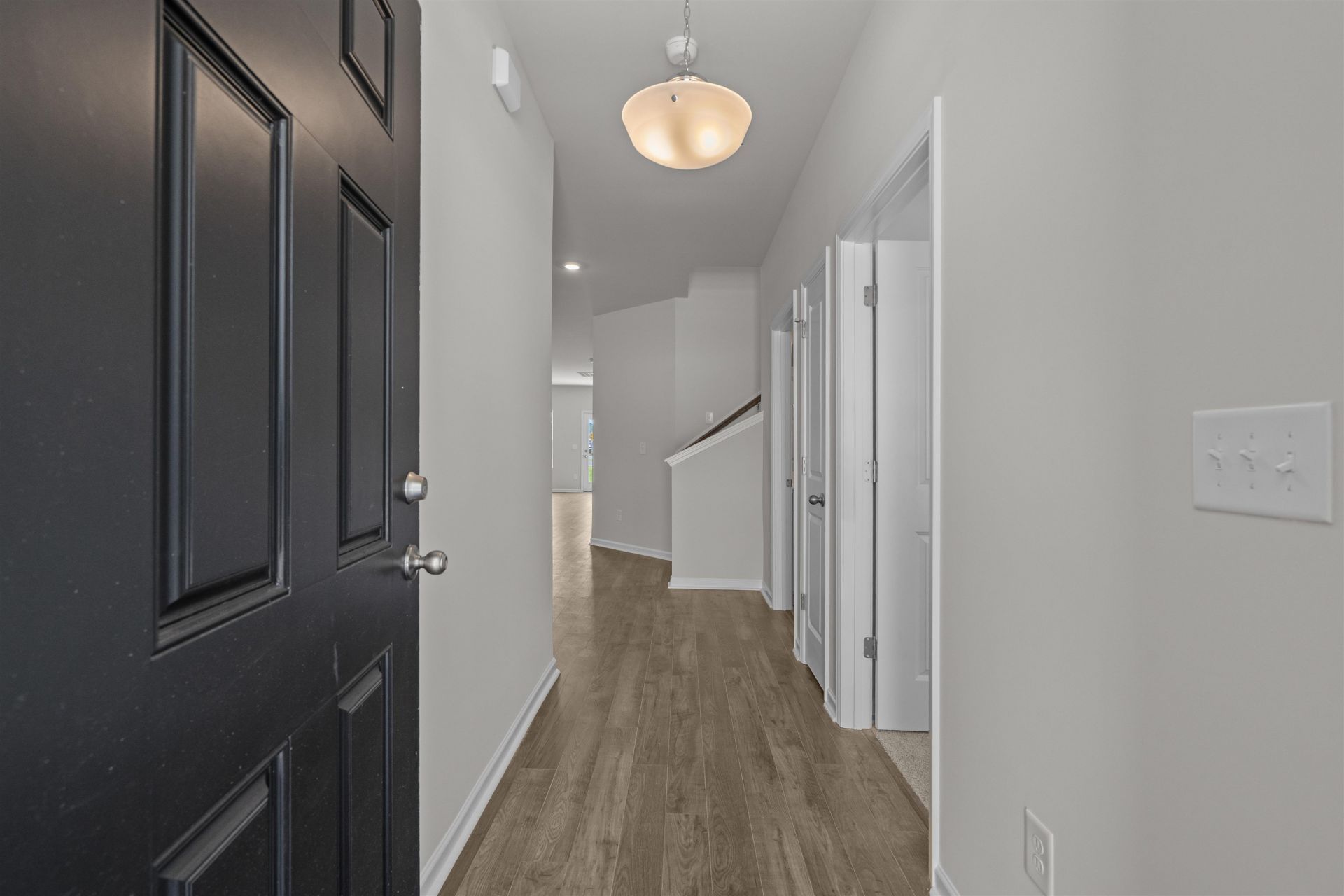 3009 Spain Ln. Photo 6