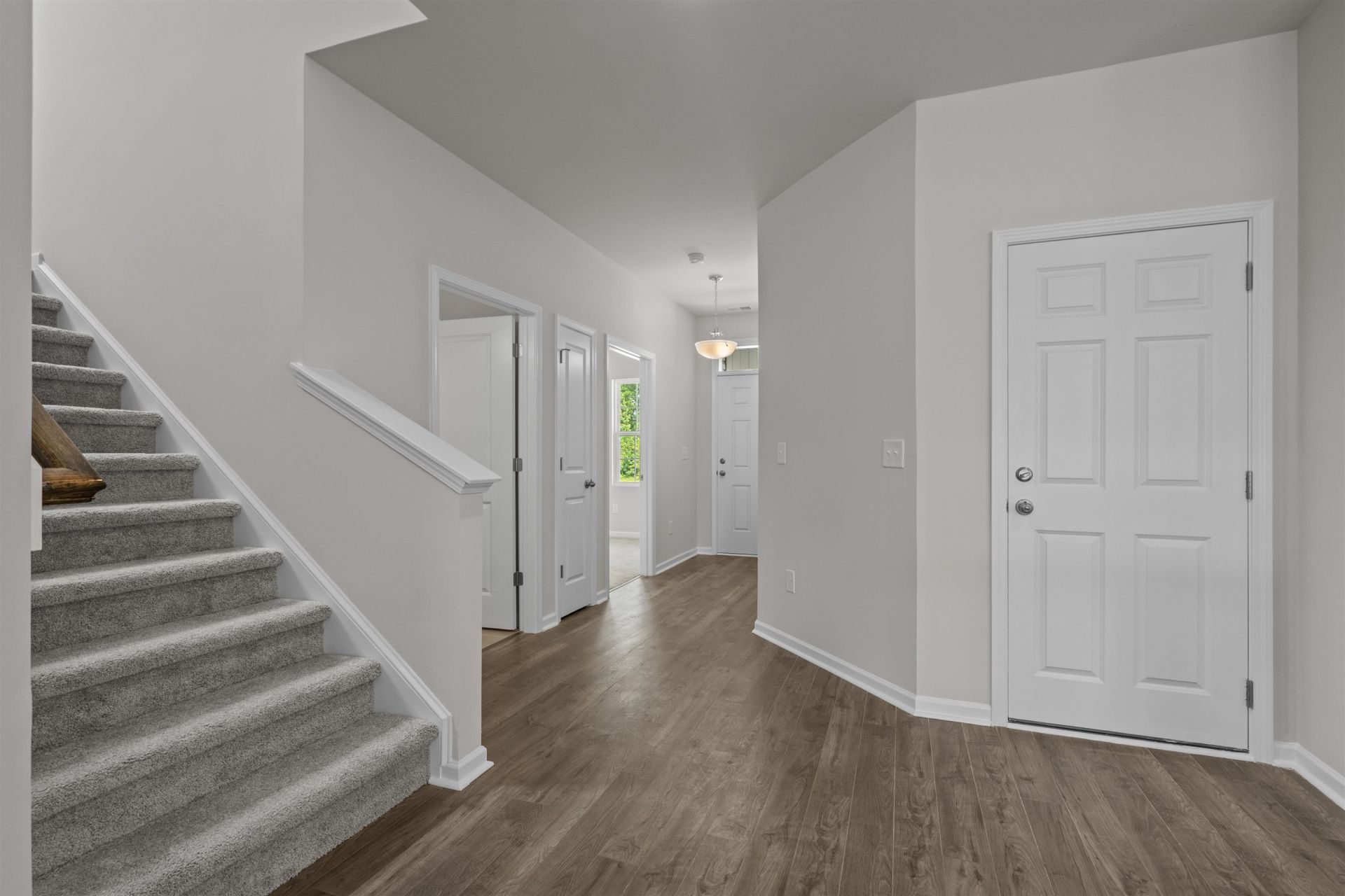 3009 Spain Ln. Photo 7
