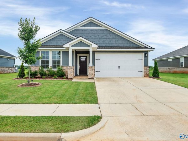 12567 Buck Road, Athens, AL 35613