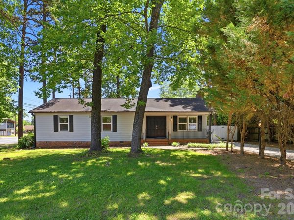 1440 Jodhpur Court , Charlotte, NC 28212