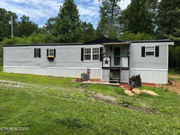 420 Oneida Ln, Wilder, TN 38589