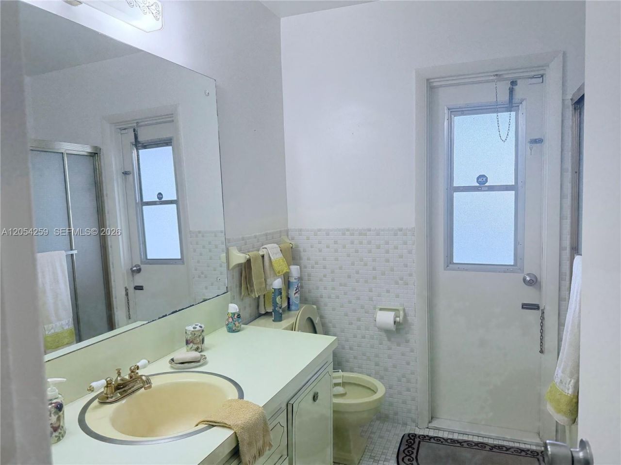 21105 NW Miami Ct , Miami Gardens, FL 33169 Photo