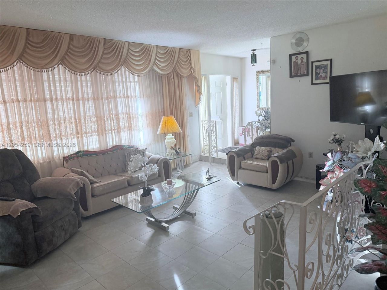 21105 NW Miami Ct , Miami Gardens, FL 33169 Photo