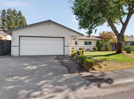 1016 Azure Ct, Roseville, CA 95678 Photo
