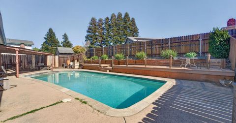 1016 Azure Ct, Roseville, CA 95678 Photo