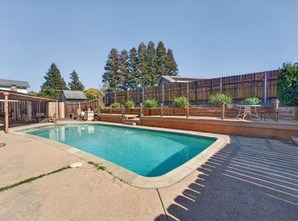 1016 Azure Ct, Roseville, CA 95678 Photo