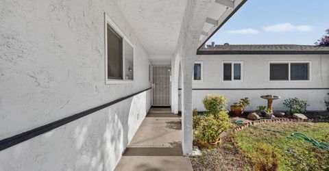1016 Azure Ct, Roseville, CA 95678 Photo