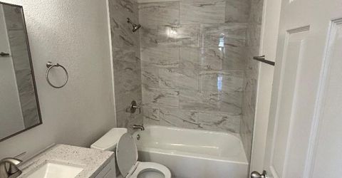 145 Chesterfield Way, Folsom, CA 95630 Photo
