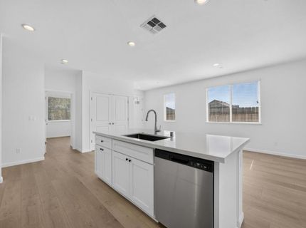 501 Fox Hunt Way, Rio Linda, CA 95673 Photo