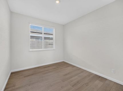 501 Fox Hunt Way, Rio Linda, CA 95673 Photo
