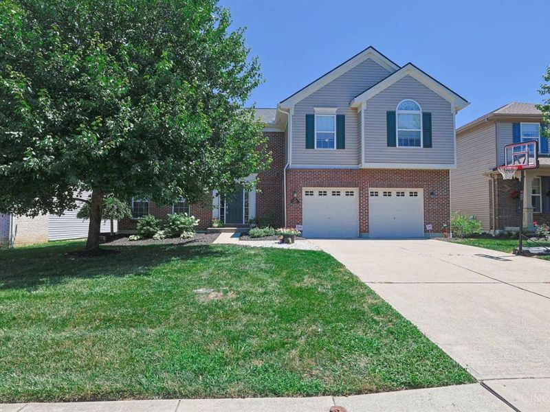 7218 Ruwes Oak Drive, Green Township, OH 45248 Photo 1