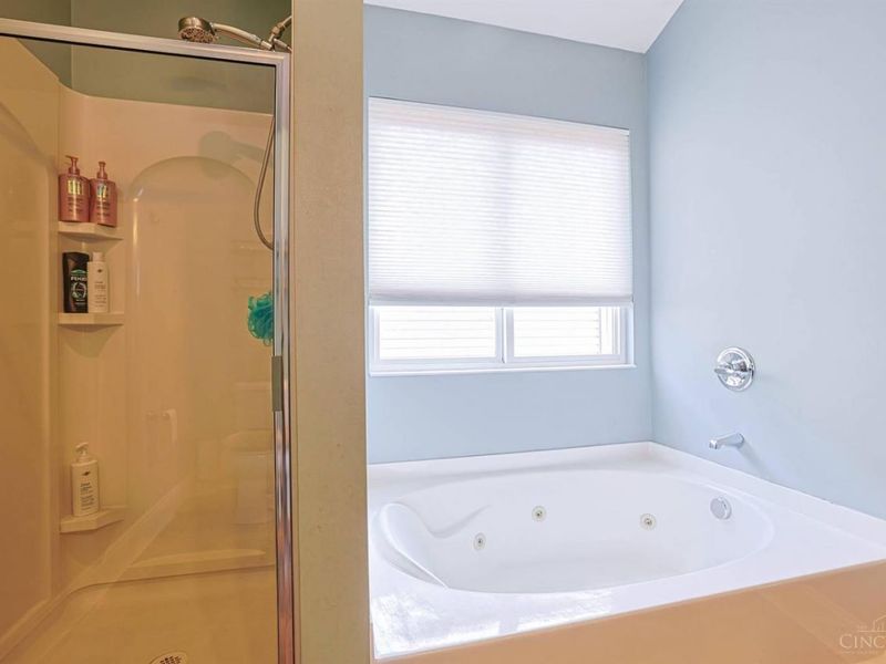 7218 Ruwes Oak Drive, Green Township, OH 45248 Photo 25