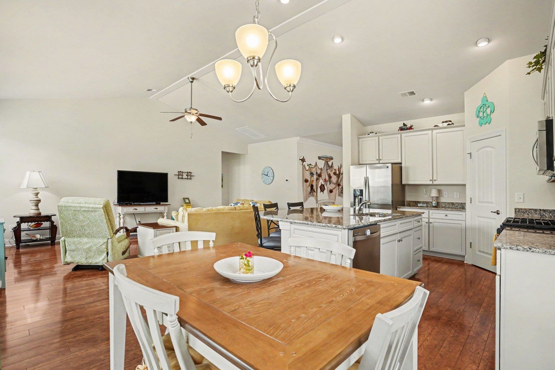 1769 Bluff Dr. Photo 12