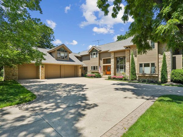 18 Sunrise Trail, Galena, IL 61036