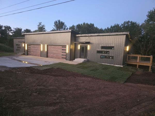 1535 N Eisenhower Street, Monett, MO 65708