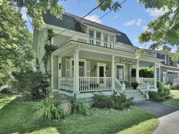 5865 Eureka Road, Shorewood, MN 55331