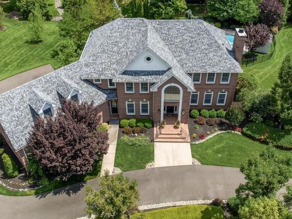 700 BRANDYWINE DRIVE , MOORESTOWN, NJ 08057