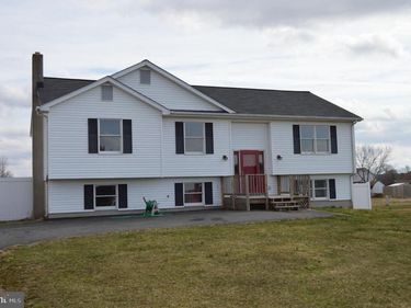 11381 CREST LANE S , BEALETON, VA 22712