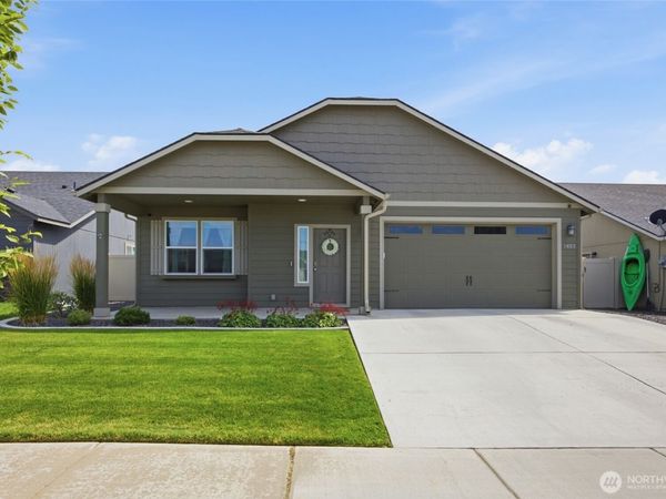 1403 E Nen Drive , Moses Lake, WA 98837