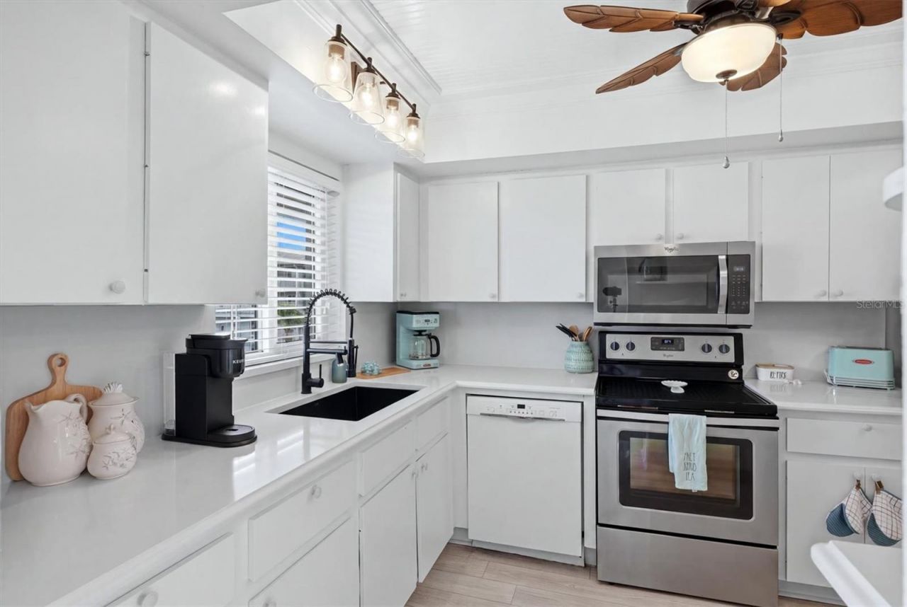 3446 Lake Bayshore Drive, Unit 416, Bradenton, FL 34205 Photo