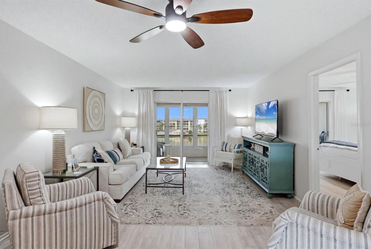 3446 Lake Bayshore Drive, Unit 416, Bradenton, FL 34205 Photo