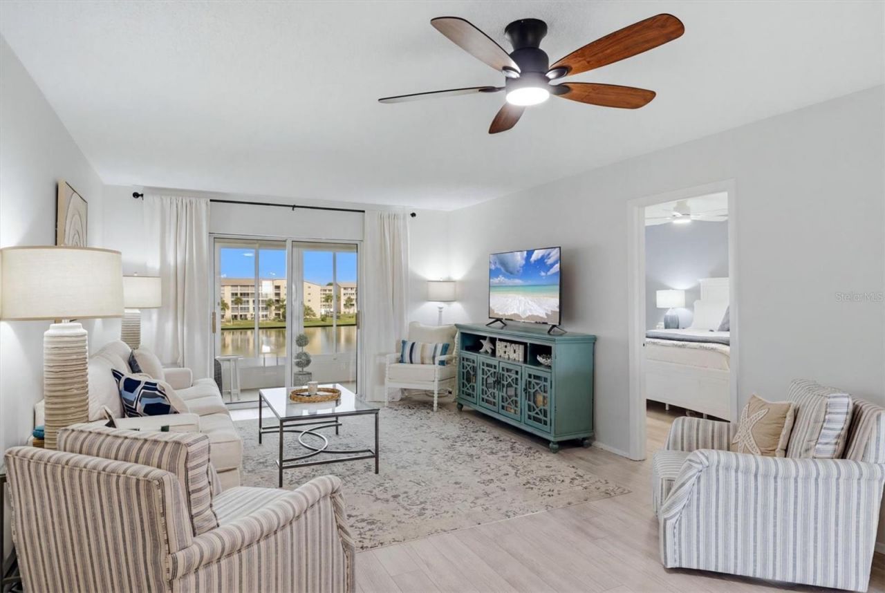3446 Lake Bayshore Drive, Unit 416, Bradenton, FL 34205 Photo