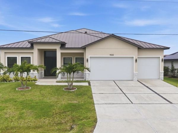 9222 ROSEBUD CIRCLE, PORT CHARLOTTE, FL 33981