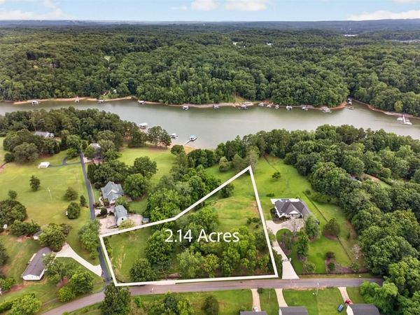 5602 Burke Lane , Gainesville, GA 30506
