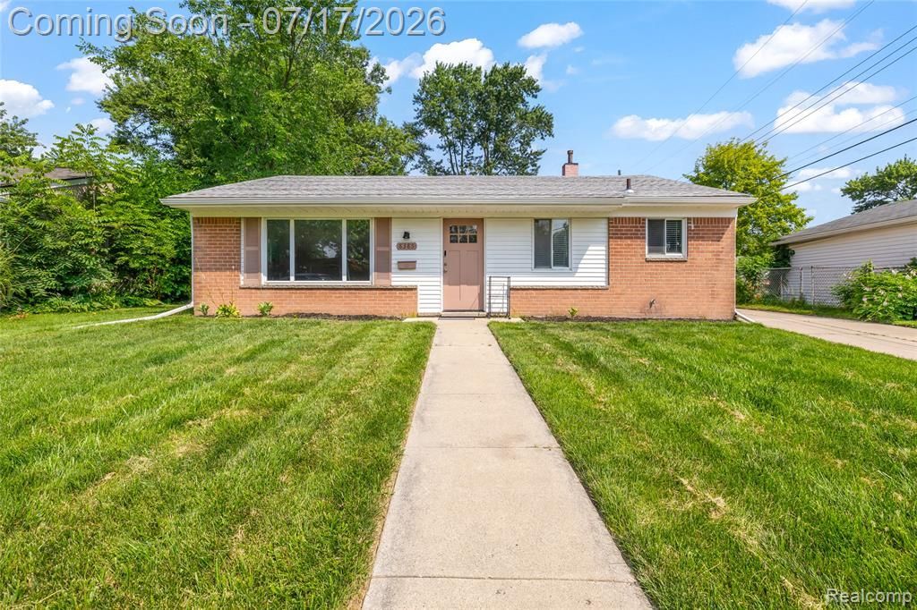 8385 Hillcrest Boulevard, Westland, MI 48185 Main Photo