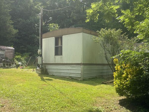459 Griffith Branch Rd , Madisonville, TN 37354