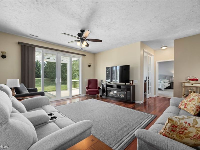9099 Vernon Hill , North Ridgeville, OH 44039 Photo 13